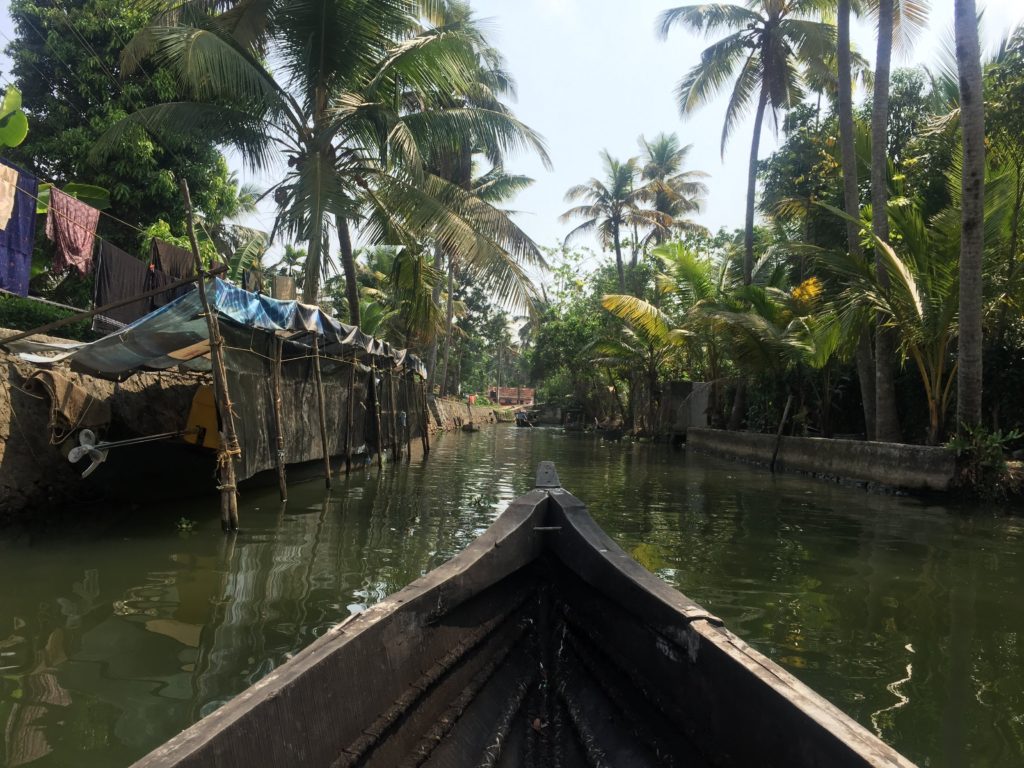 Alleppey canoe backwaters